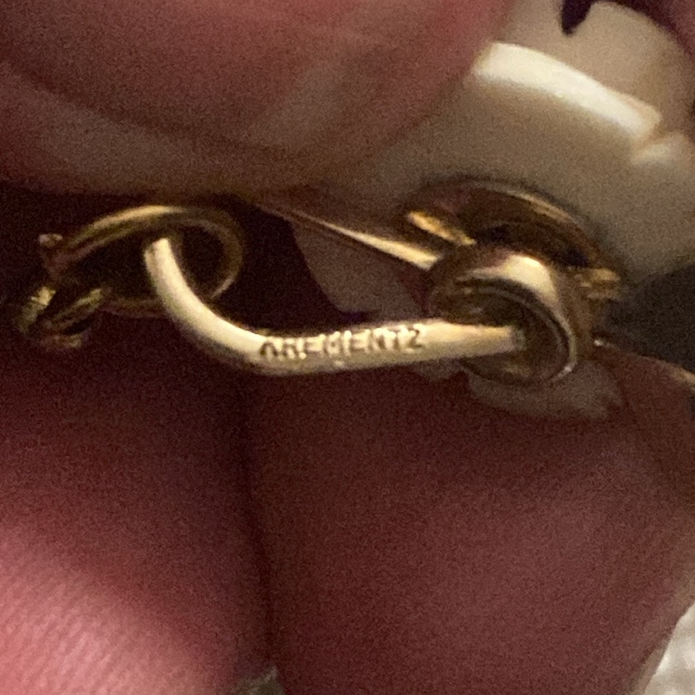 🌙Vtg. KREMENTZ Rose Flower hook style - Picture 6 of 6